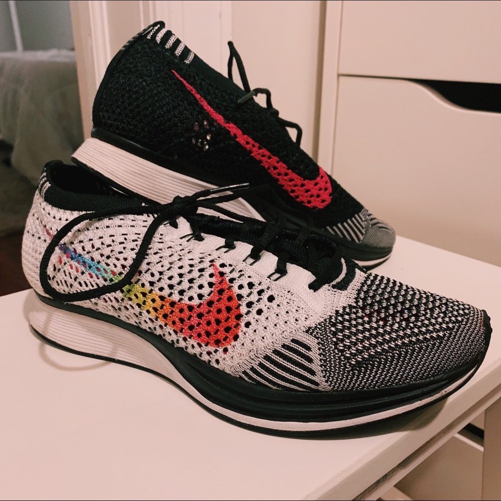 Nike Flyknit Racer
